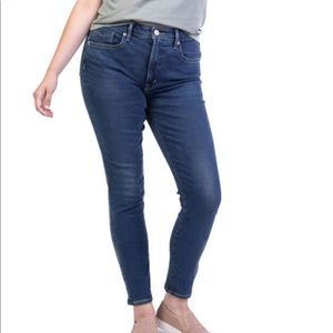 Revtown Size 28 Regular High Rise Skinny Denim